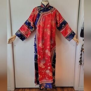 Chinese Vintage Embroidered Floor Length Chinese Robe - Coat